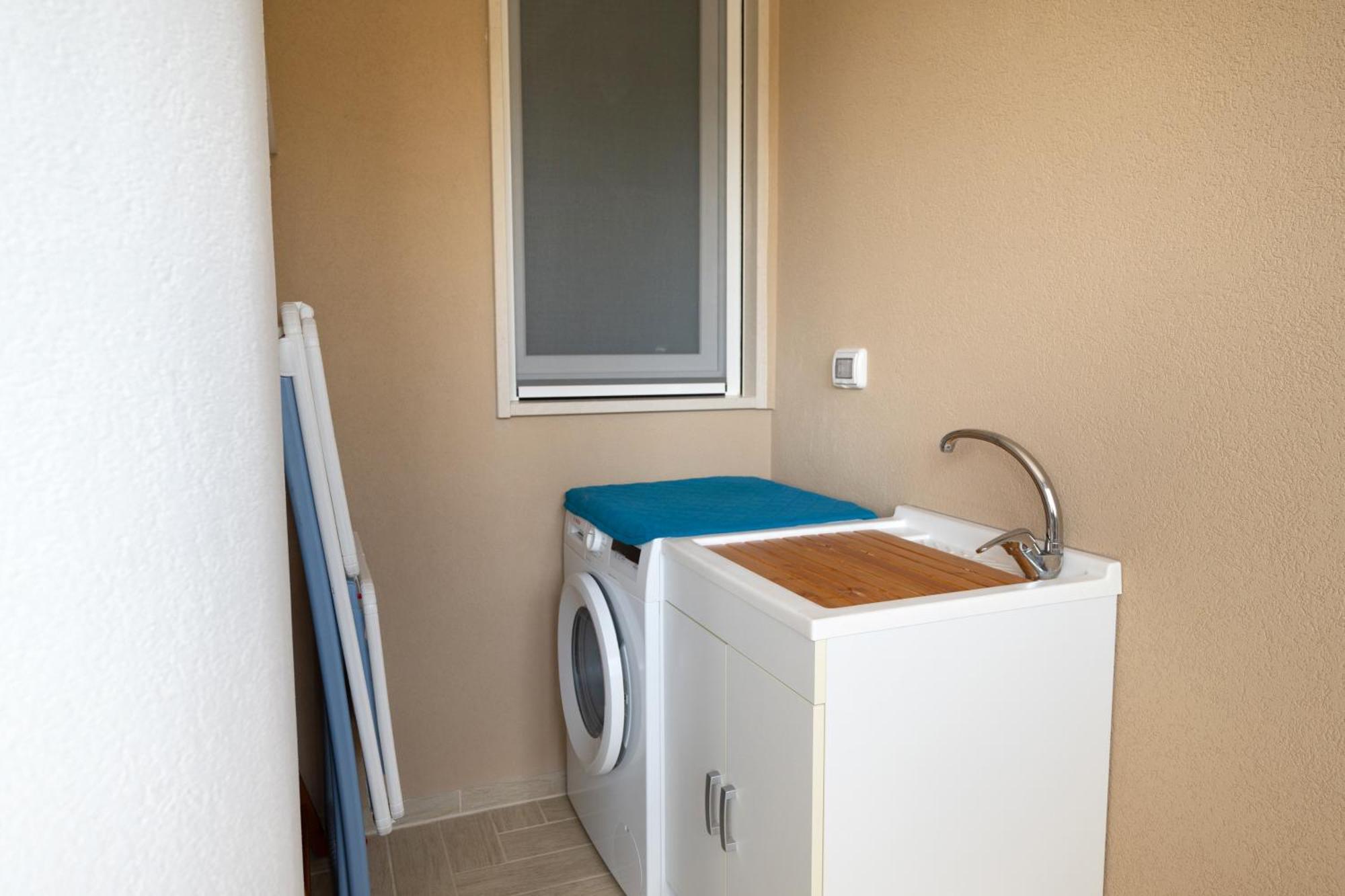 Monopoli Favolosa - Spacious 100Mq Apt. W/ Parking Exterior photo